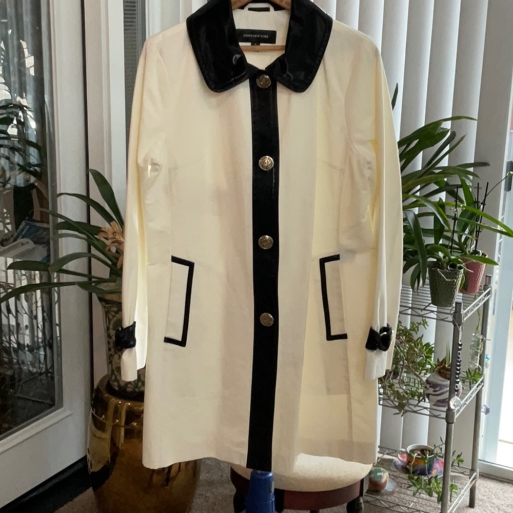 Jones New York, light Jacket, Medium